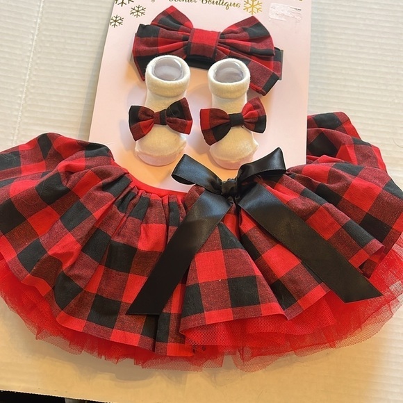 NWT-Bebe baby-3pc set-red/black-hair bow, white booties, elastic ruffled skirt. - Picture 5 of 7